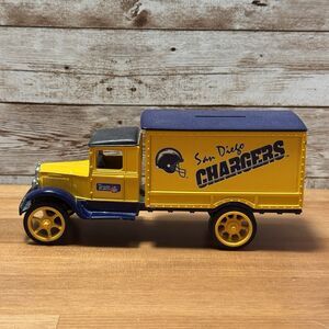 Vintage San Diego Chargers 1993 ERTL Replica 1931 Hawkeye Truck Diecast Bank